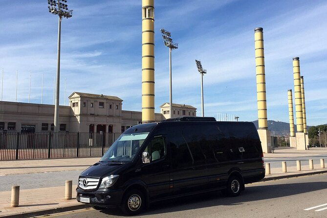 private-self-guided-tour-in-barcelona-by-minibus-for-15-passengers