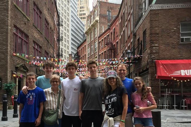 private-september-11-memorial-downtown-wall-street-tour