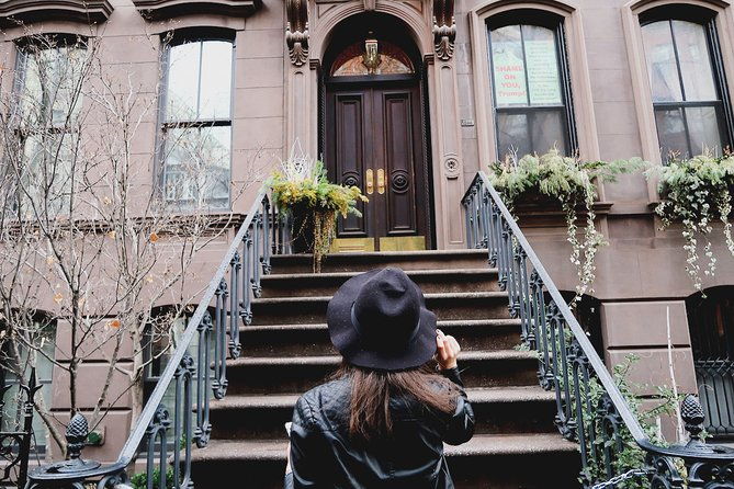 private-sex-and-the-city-tour-in-new-york-with-movie-scenes-from-famous-tv-show