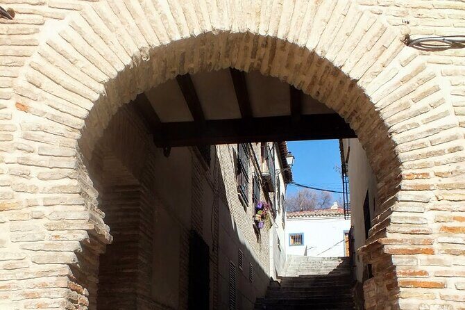 Private Shalom Jewish Tour of Toledo. Pickup option in Madrid - Key Points