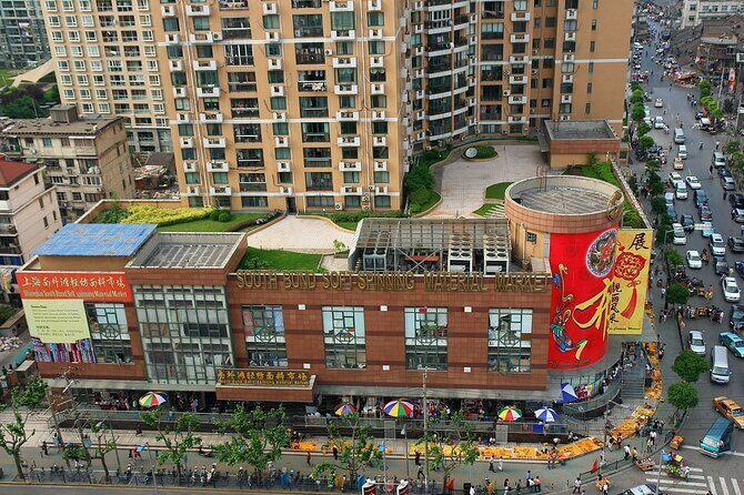 Private Shanghai Shopping Tour with Local Shopping Guru - Key Points