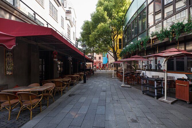 Private Shanghai Walking Tour:Shikumen,Jade Buddha,M50,1000 TREES - The Final Stop: 1000 Trees and Scenic Views