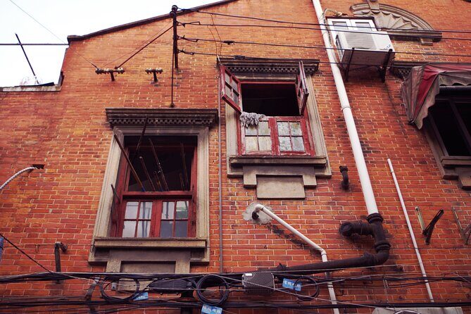 Private Shanghai Walking Tour:Shikumen,Jade Buddha,M50,1000 TREES - Practical Details and Logistics