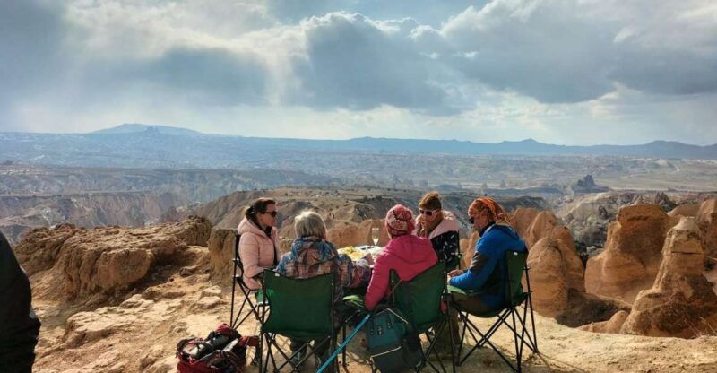 private-shared-hiking-tour-with-lunch-and-sunset-picnic