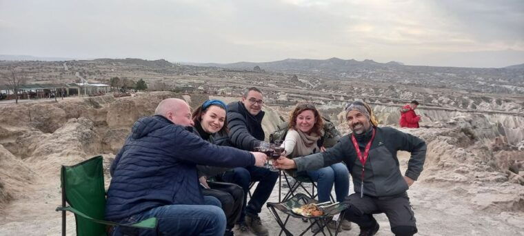 private-shared-hiking-tour-with-lunch-and-sunset-picnic