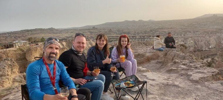 private-shared-hiking-tour-with-lunch-and-sunset-picnic