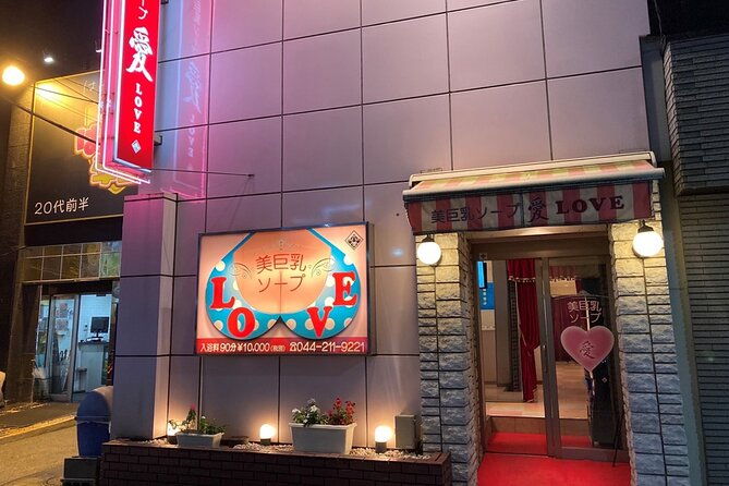 private-shinjuku-kawasaki-tokyo-slum-walking-tour-with-transfer