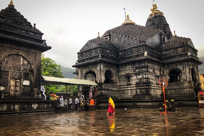 Private Shirdi with 3 Jyotirlinga Darshan Tour from Mumbai - Who Should Consider This Tour?