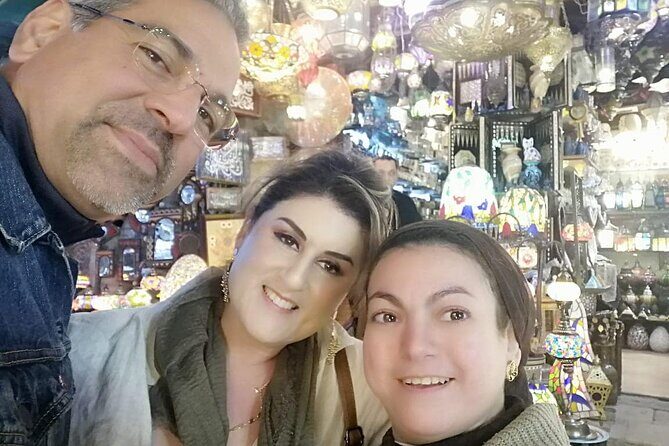 Private Shopping Customizable Tour from Cairo and Giza with lunch - FAQs