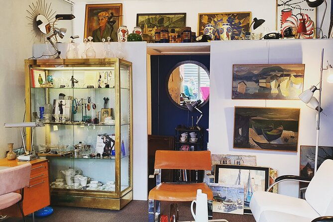 private-shopping-tour-at-the-paris-antique-flea-market