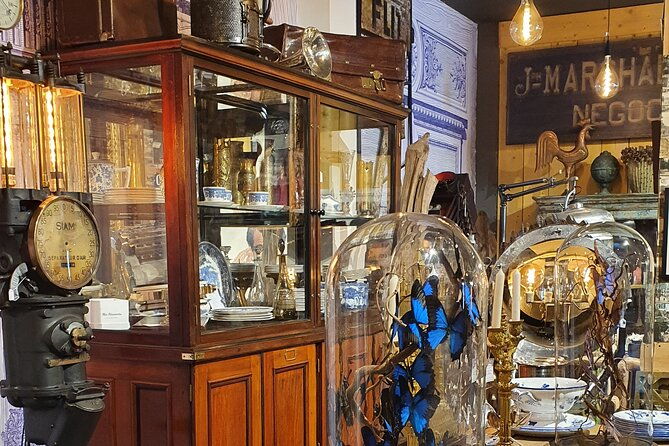 private-shopping-tour-at-the-paris-antique-flea-market
