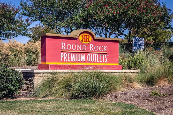 private-shopping-tour-from-austin-to-round-rock-premium-outlets