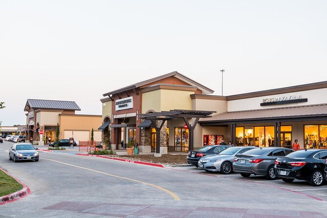 private-shopping-tour-from-dallas-hotels-to-allen-premium-outlets