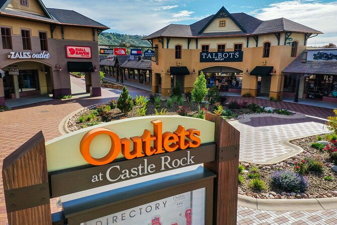 private-shopping-tour-from-denver-to-outlets-at-castle-rock