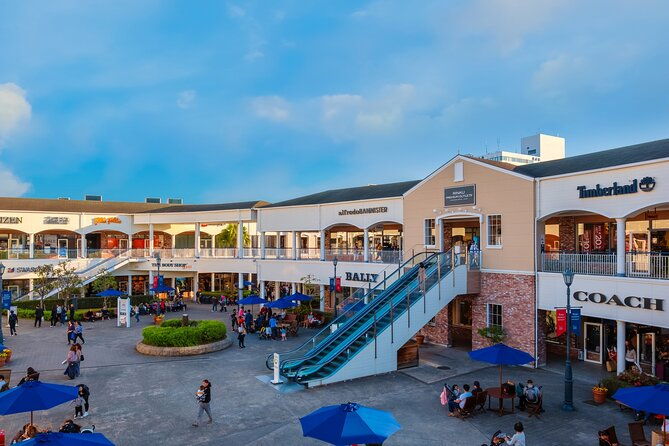 private-shopping-tour-from-osaka-hotels-to-rinku-premium-outlets