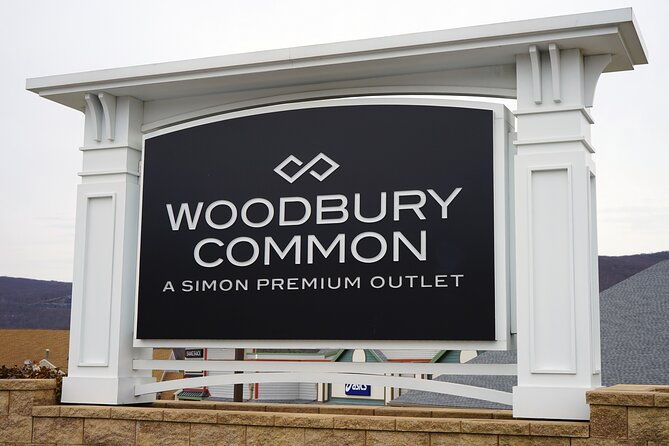 private-shopping-tour-to-woodbury-common-premium-outlets