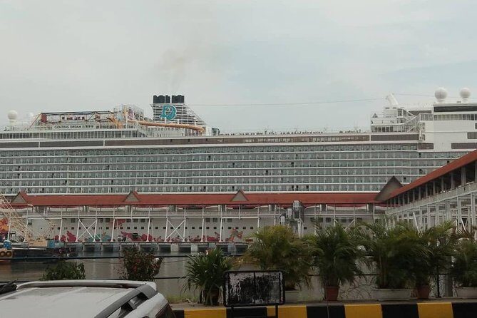 Private Shore Excursion Sightseing Putrajaya and Kuala-Lumpur - Key Points