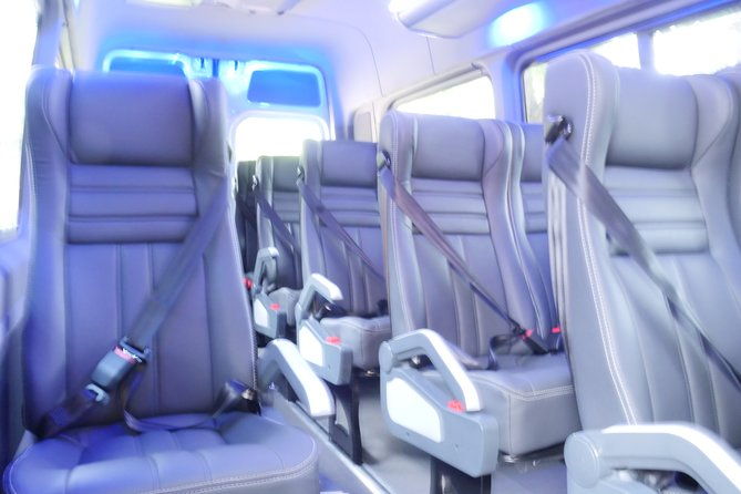 private-shuttle-from-liberia-airport-to-dreams-las-mareas