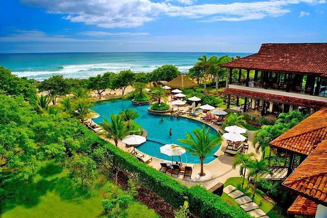 private-shuttle-from-liberia-airport-to-hacienda-pinilla-guanacaste