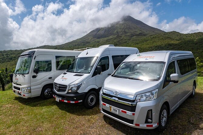 private-shuttle-from-liberia-airport-to-la-fortuna