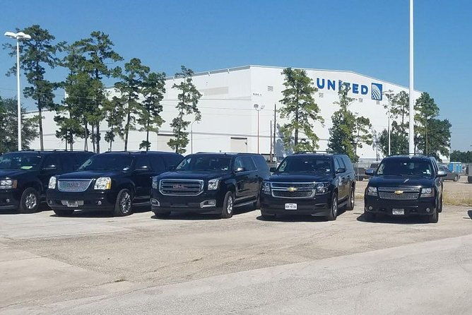 private-shuttle-hobby-airport-to-galveston-for-up-to-10-travelers