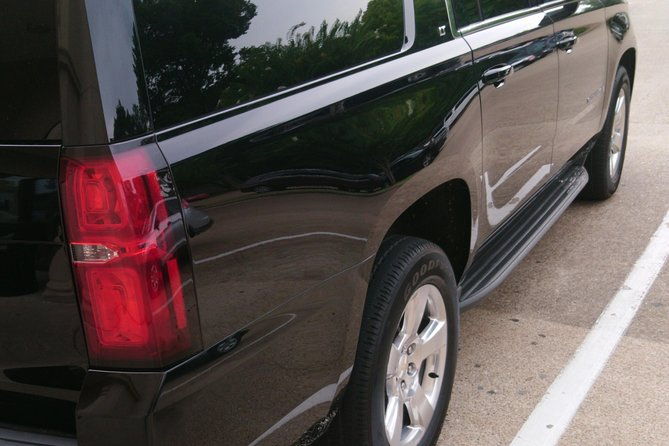 private-shuttle-hobby-airport-to-galveston-for-up-to-10-travelers