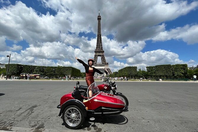 private-sidecar-tour-in-paris-the-ultimate-monuments-experience