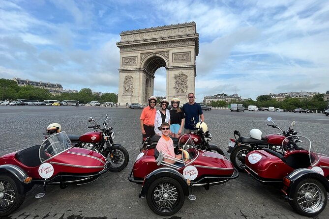 private-sidecar-tour-in-paris-the-ultimate-monuments-experience