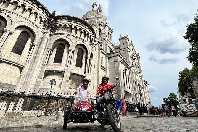 private-sidecar-tour-of-montmartre-off-the-beaten-path