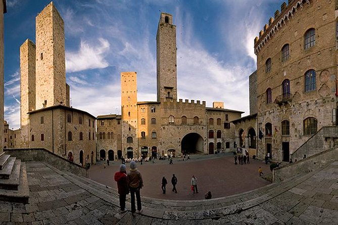 private-siena-to-florence-chianti-and-san-gimignano-transfer-tour