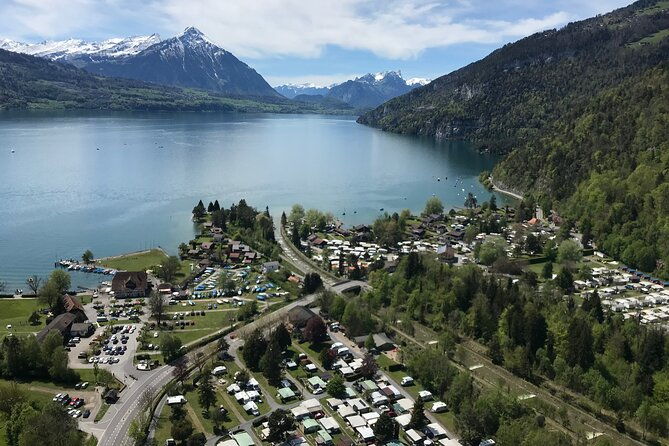 private-sightseeing-boat-trip-on-lake-thun-interlaken