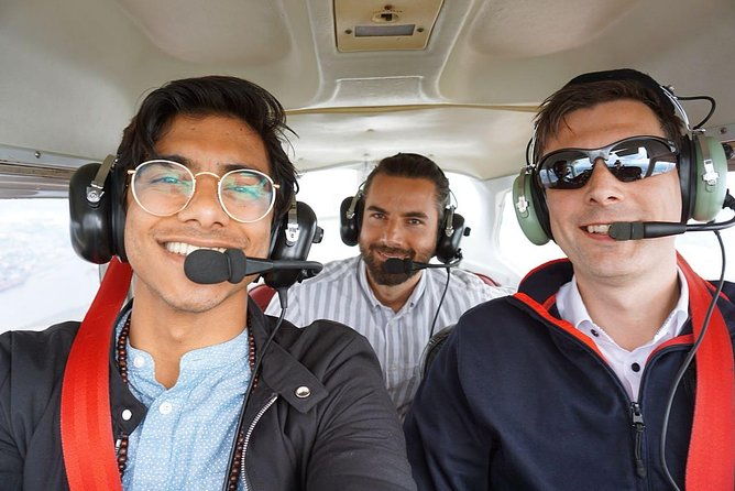 private-sightseeing-flight-over-hamburg