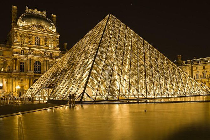 private-sightseeing-in-paris-by-night-2