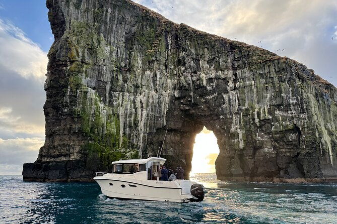 private-sightseeing-tour-with-local-skipper-to-vagar-area