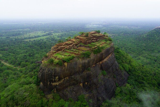 Private Sigiriya, Polonnaruwa & Cave Temple Tour from Dambulla - Stop 2: Sigiriya Rock Fortress