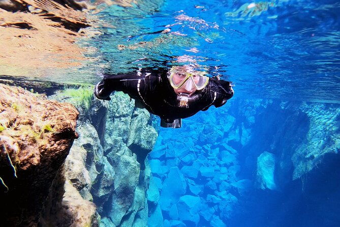 private-silfra-snorkeling-6-p-group-meet-on-location-with-underwater-photos