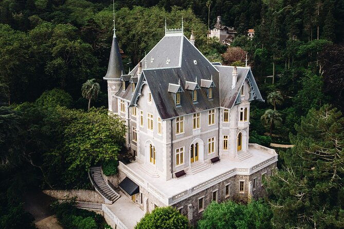 private-sintra-tour-penamonserrate-palace-ticket-hotel-pickup