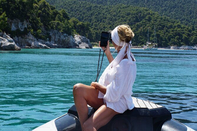 private-skopelos-island-boat-cruise-tour-to-mamma-mia-sites-2