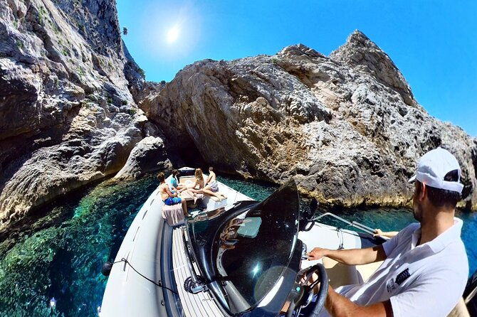 private-skopelos-island-boat-cruise-tour-to-mamma-mia-sites-2