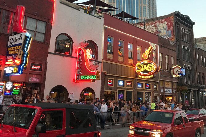 private-small-group-nashville-food-sightseeing-tour-2