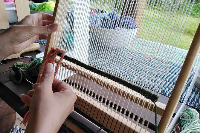 private-small-group-weaving-activity-in-terceira-island