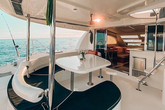 private-snorkel-trip-from-oahu-on-a-yacht