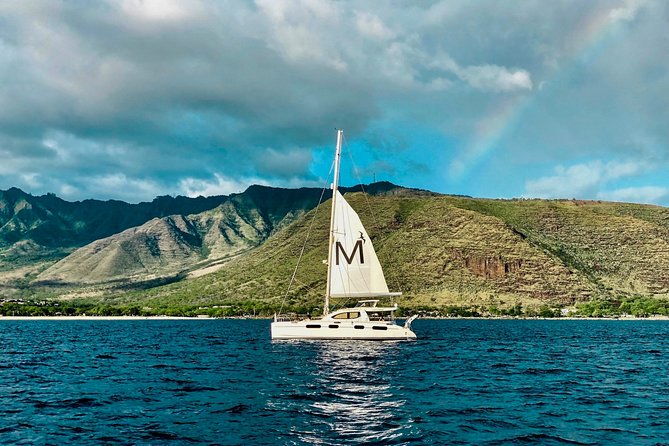 private-snorkel-trip-from-oahu-on-a-yacht