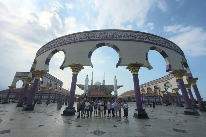 Private Snorkeling and Island Hopping Tour in Karimunjawa - FAQs