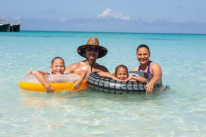 private-snorkeling-or-fishing-from-nassau-31ft-sitting-pretty