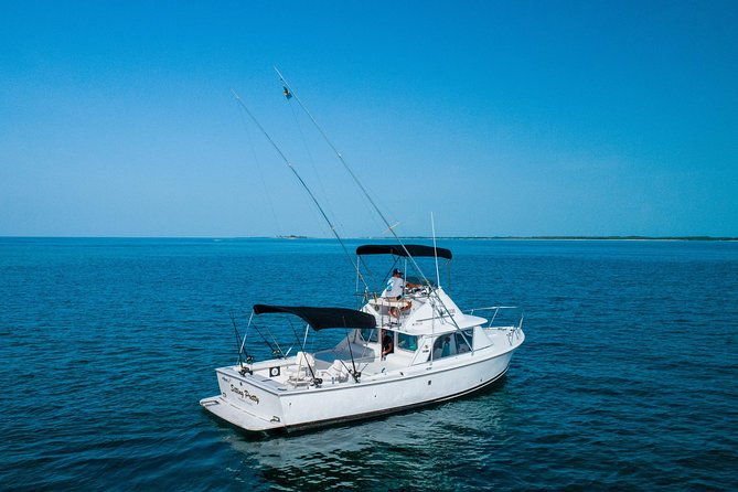 private-snorkeling-or-fishing-from-nassau-31ft-sitting-pretty