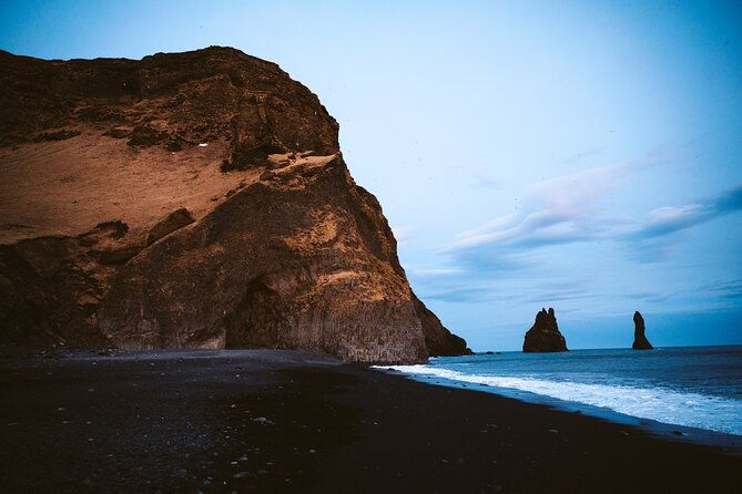 private-south-coast-day-trip-with-glacier-hike-in-a-modified-suv