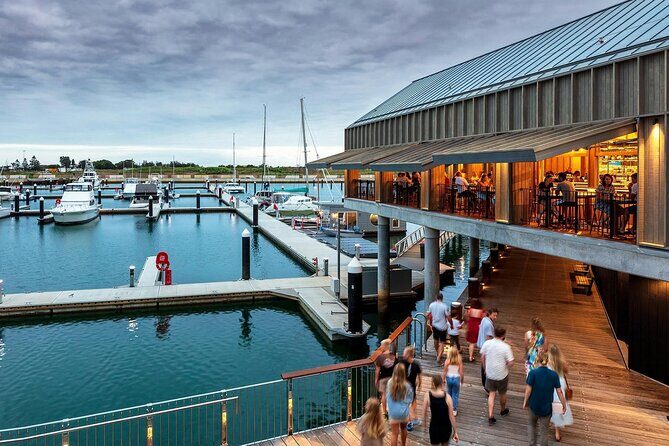 Private South Coast Tour to Sea Cliff Bridge and Kiama Blow hole - Exploring Local Flavors and Iconic Landmarks: Gerringong & Kiama Blowhole