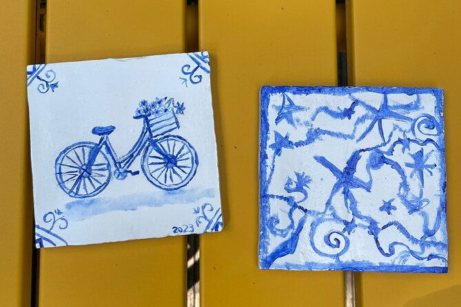 private-souvenir-creation-in-dutch-delft-blue-from-netherlands-2