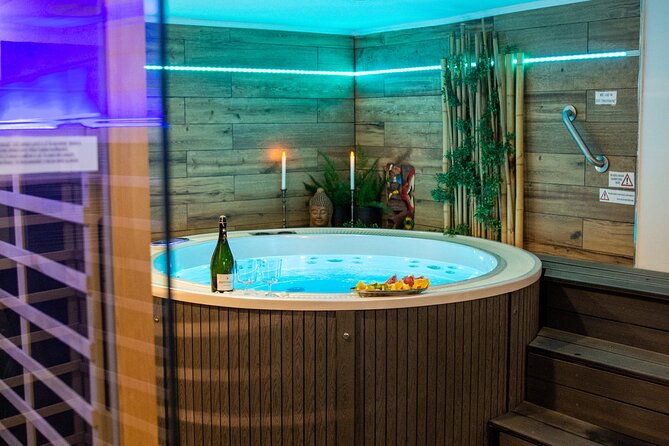 private-spa-with-jacuzzi-and-sauna